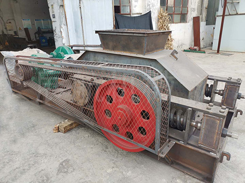 800型对辊破碎机出货佛山